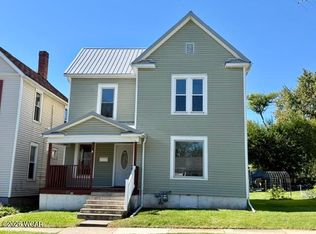 313 N High St, Kenton, OH 43326
