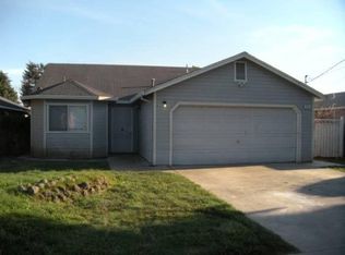 2726 Santa Fe St, Riverbank, CA 95367