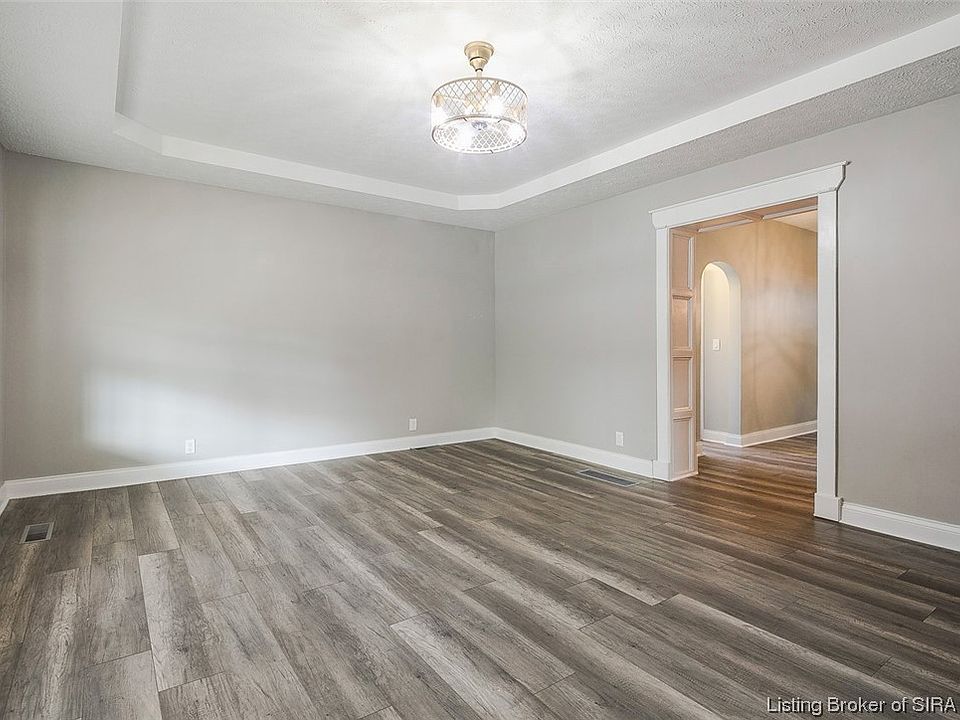 5348 Old Vincennes Road, Floyds Knobs, IN 47119 Zillow