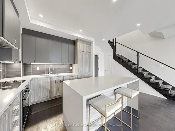 2908 Highway 7 Rd #108, Vaughan, ON L4K 1W8