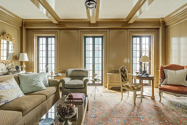 Sold by Compass | media 8