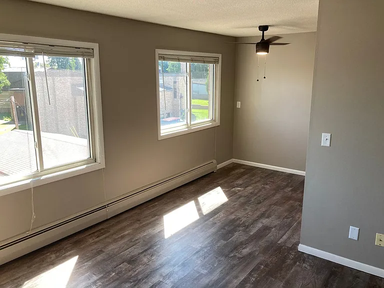 1410 Acre St — Photo 20