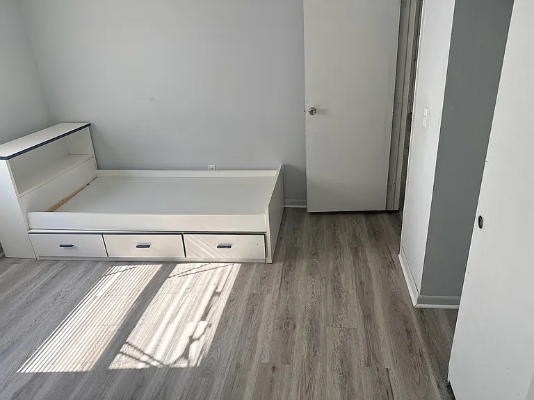 410 E 13th Ave #1 — Photo 4