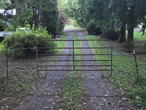 5th image of 10195 Sweet Creek Rd
