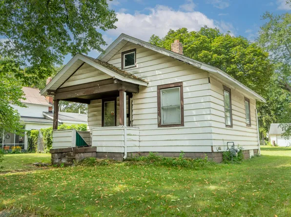 1005 S Logan St, South Bend, IN 46615
