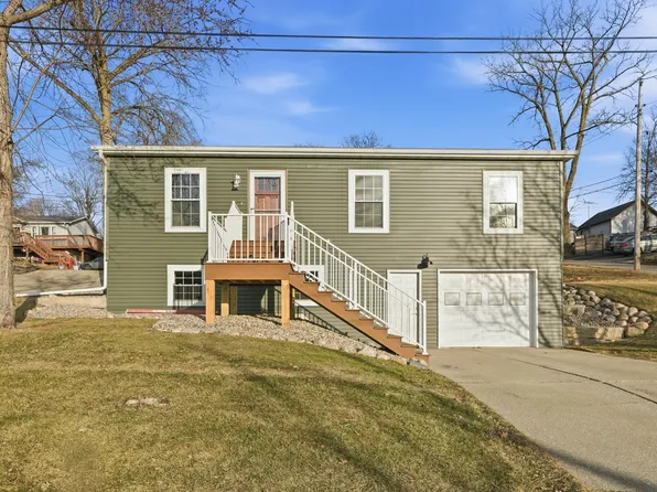 12817 Knight St, Cedar Lake, IN 46303