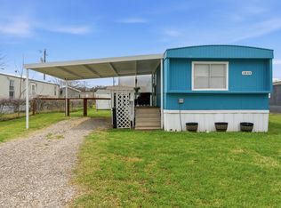 1849 Coral Rd, Azle, TX 76020
