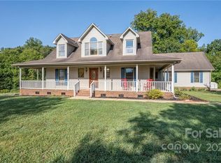 1005 Alf Hoover Rd, Vale, NC 28168