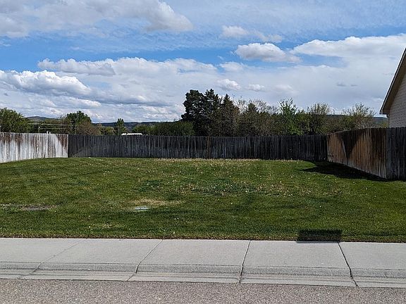 3rd image of 1179 Homestead Dr