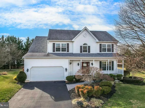 380 Hawthorne Ct, Westminster, MD 21158