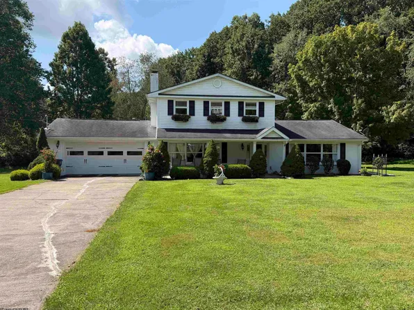 33 Lincoln Way, Buckhannon, WV 26201