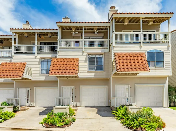 31 Dana Dr, Galveston, TX 77554