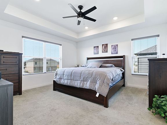 5th image of 20824 Dexter St