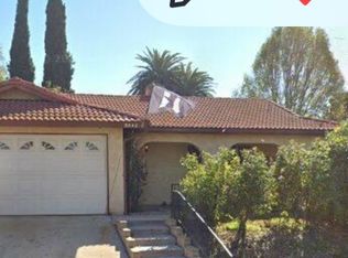 9240 Hawthorne Ave, Riverside, CA 92503