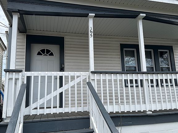 2nd image of 165 Grote St APT 1