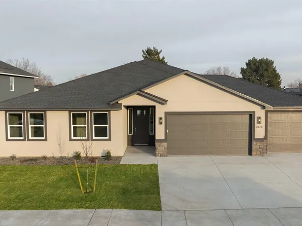 1070 N Grant Pl, Kennewick, WA 99336