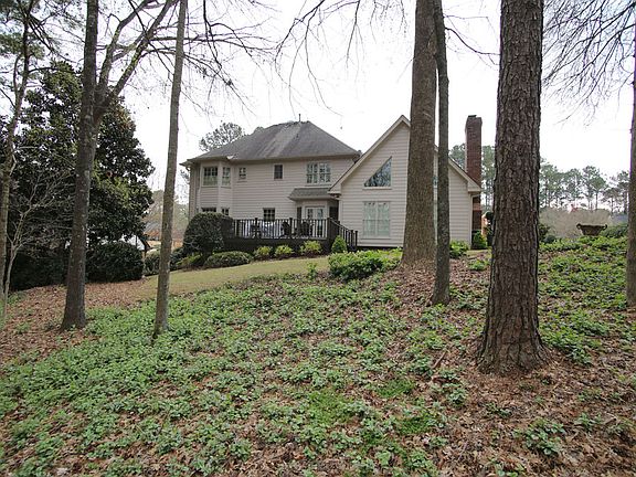 2nd image of 9520 Kingston Crossing Cir