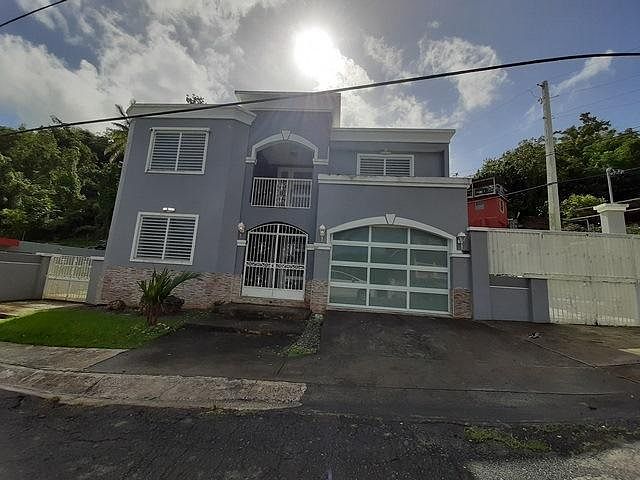 2nd image of 609 Calle 13