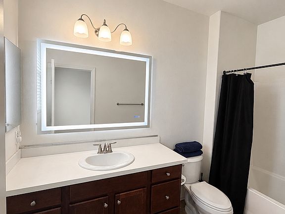 5th image of 12430 Amesbury Cir