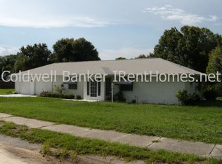605 Allen Ave, Dundee, FL 33838