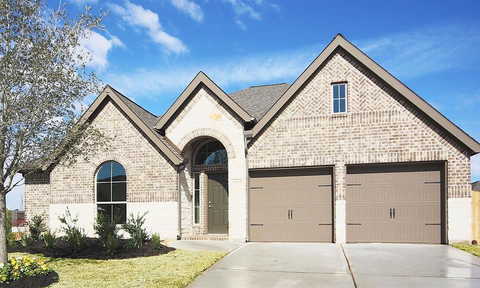 1st image of 13611 Canyon Gale Ln