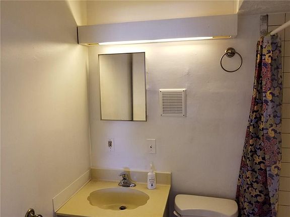 5th image of 11602 Balsam Dr