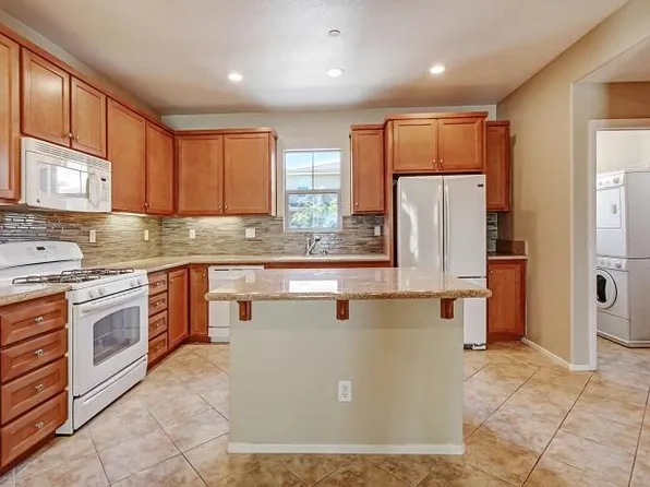 7665 Creole Pl Unit 2, Rancho Cucamonga, CA 91739