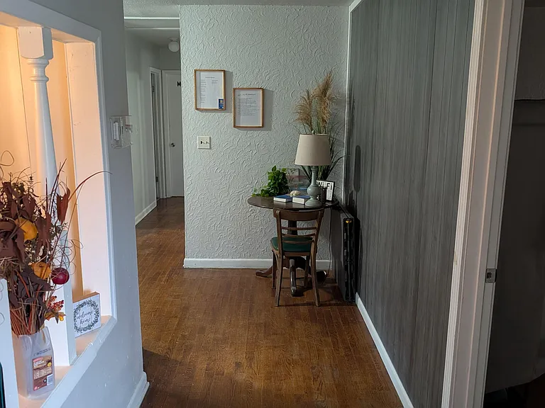 Fuller Ave — Photo 8