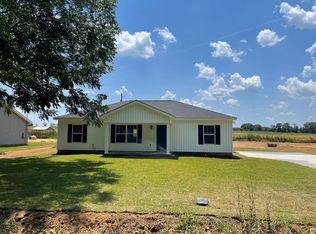 784 E East College Ave, Slocomb, AL 36375
