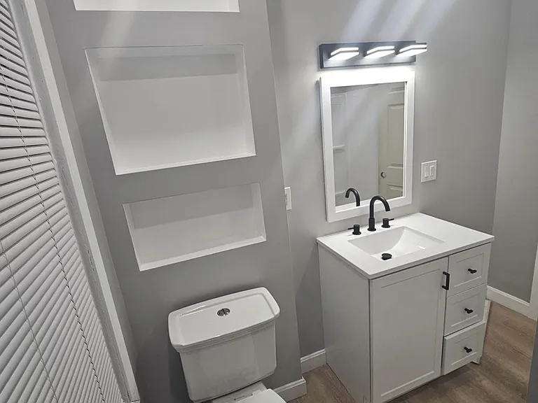 157 Peace St #1 — Photo 2
