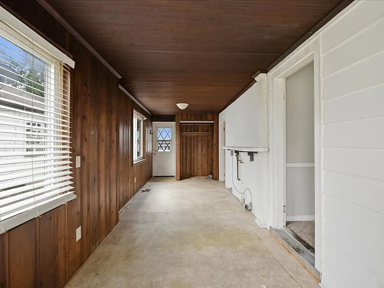 3436 N Lasalle St — Photo 14