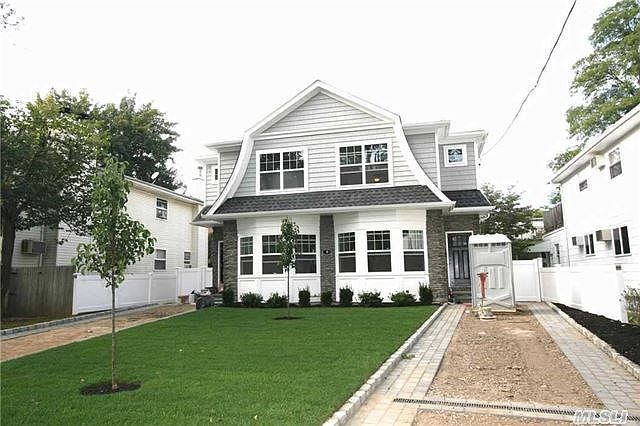 1st image of 9 Mohegan Ave