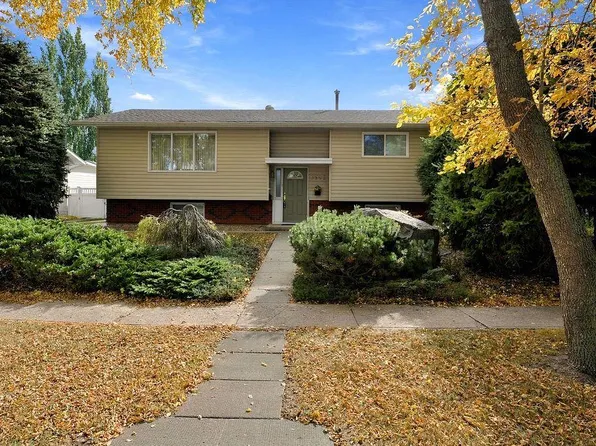 5907 N 43rd Ave, Camrose, AB T4V 0A5