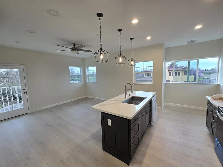 2605 Bonnard St #2607 — Photo 16