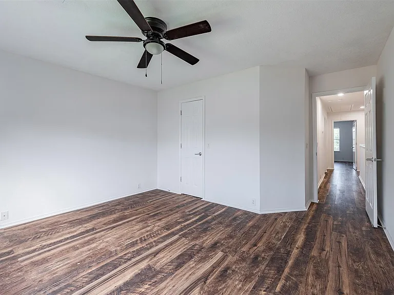 20018 Larkspur Lndg — Photo 31