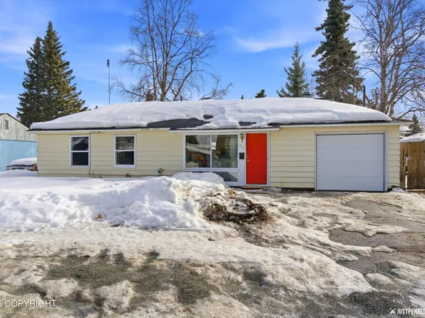 1923 Talkeetna St, Anchorage, AK 99508