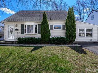 16 Ash Ter, Parlin, NJ 08859