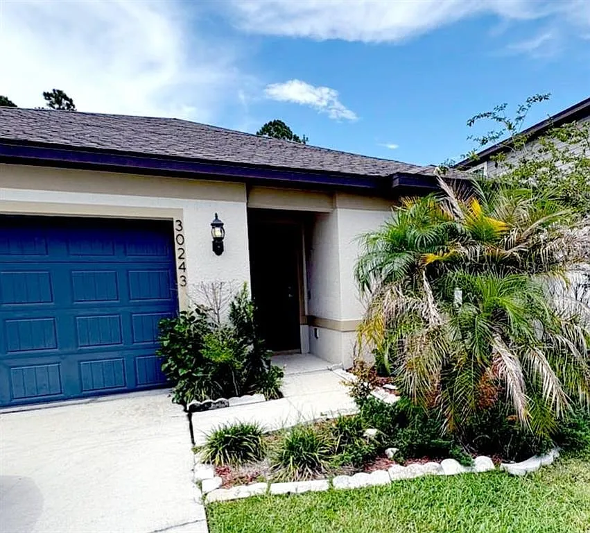 4 bed, 2.0 bath, 1850 sqft, $2,350 — Photo 2