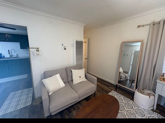 2nd image of 2505 21st St