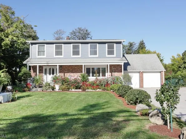 183 N Farview Ave, Paramus Boro, NJ 07652