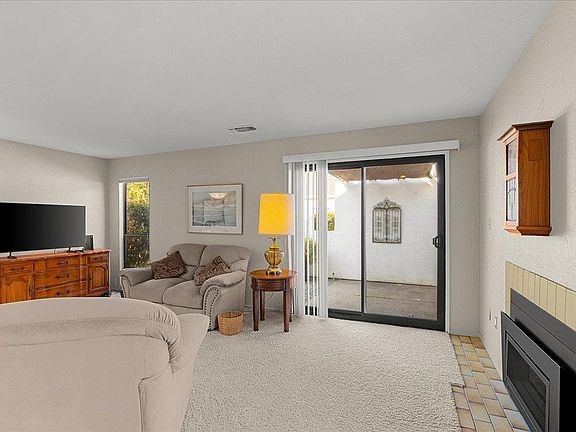 5th image of 2531 Bonnie Ln Unit 7