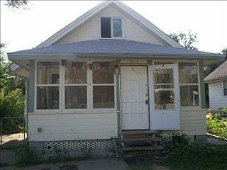 1st image of 6815 Gilmore Ave