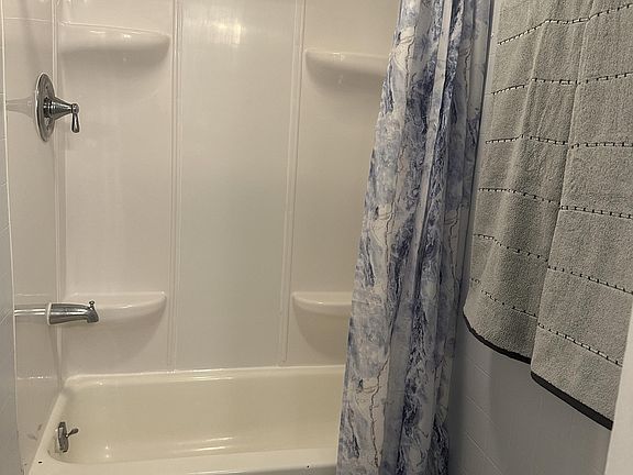 5th image of 101 Main Ave S #21
