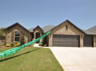 25 SW 168th St, Oklahoma City, OK 73170