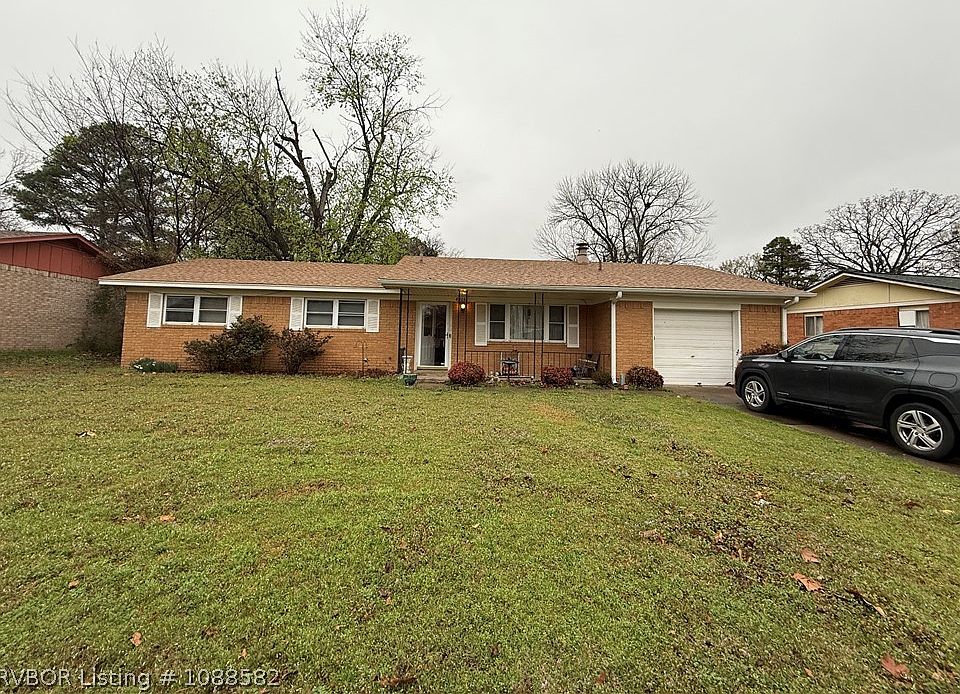 1st image of 8306 Hermitage Dr