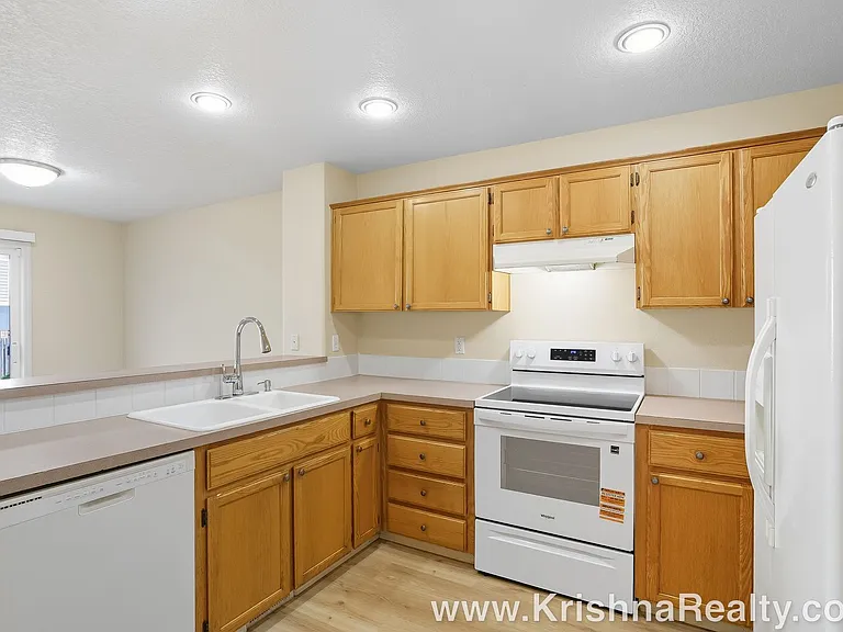 15369 NW Sweetgale Ln — Photo 4