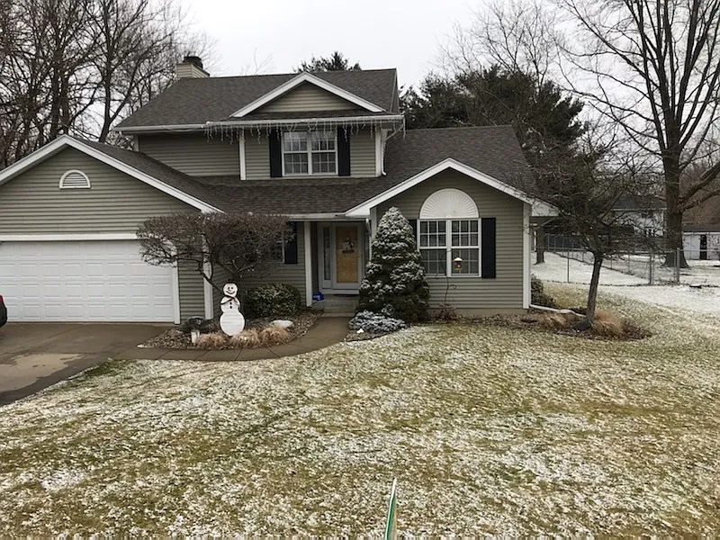 51310 Outer Dr photo 1