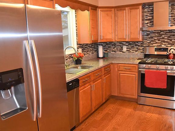 4th image of 6569 Copley Ave