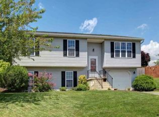 308 Kormit Dr, Red Lion, PA 17356