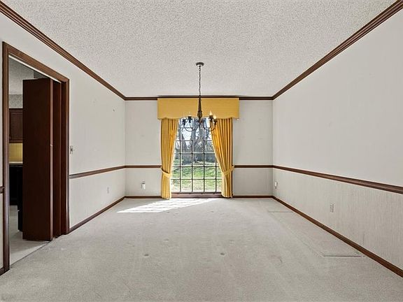 4th image of 10671 Walmer Ln
